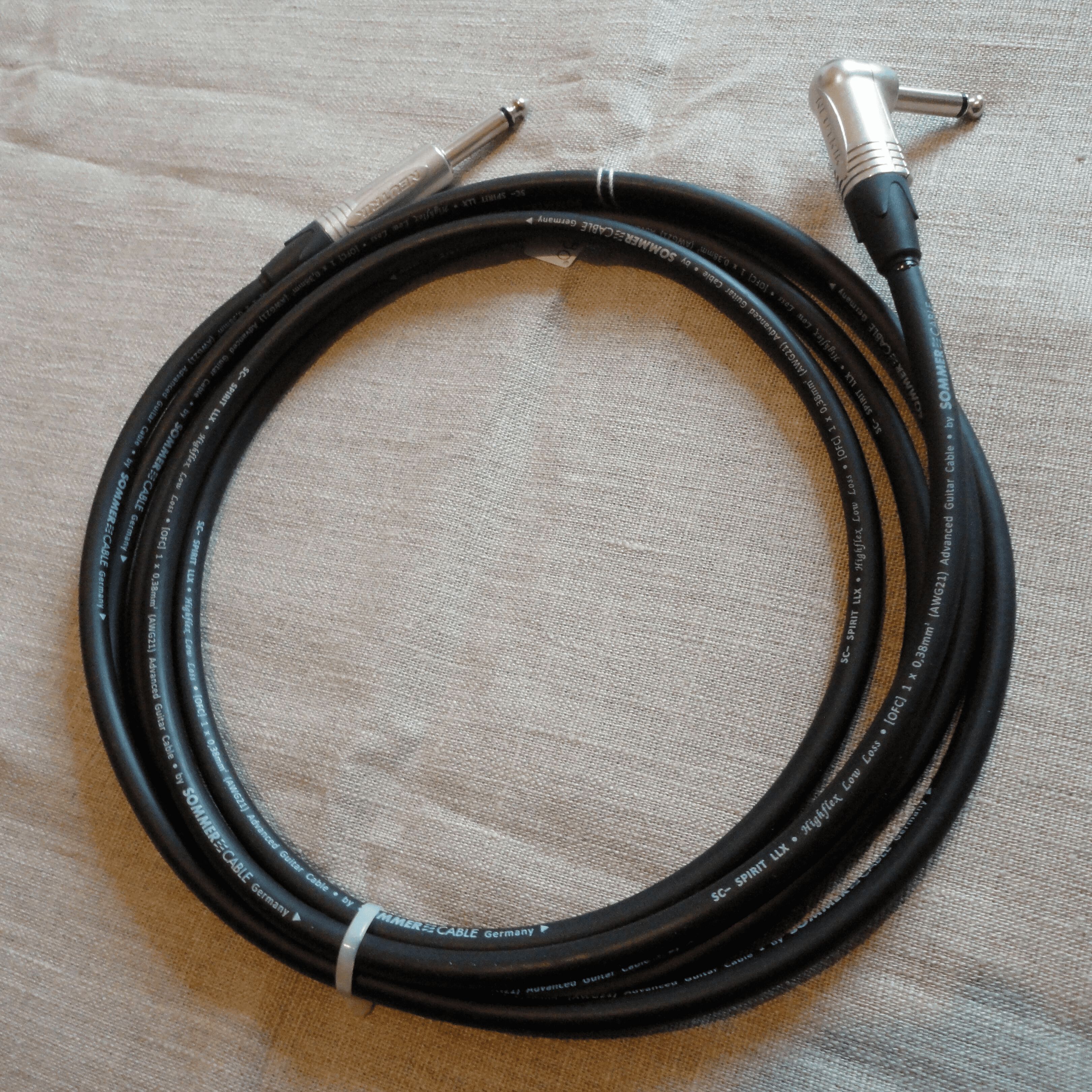 https://luthier-francais.fr/storage/photos/1/Produits/Cables/DSC01443-compressed (1).jpg